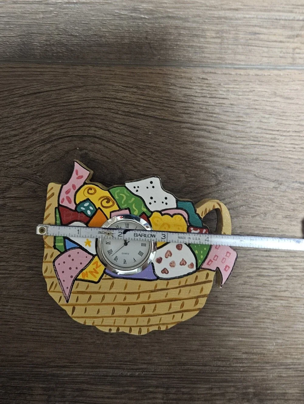 Vintage Quilt Basket Clock